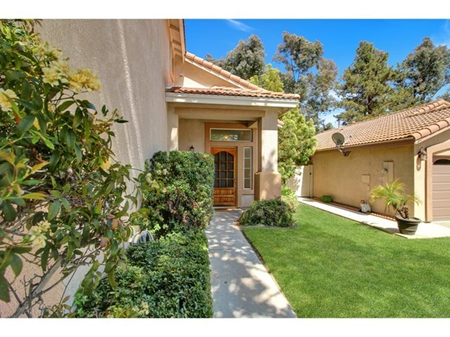 Property Photo: 43460 Corte Almeria CA 92592