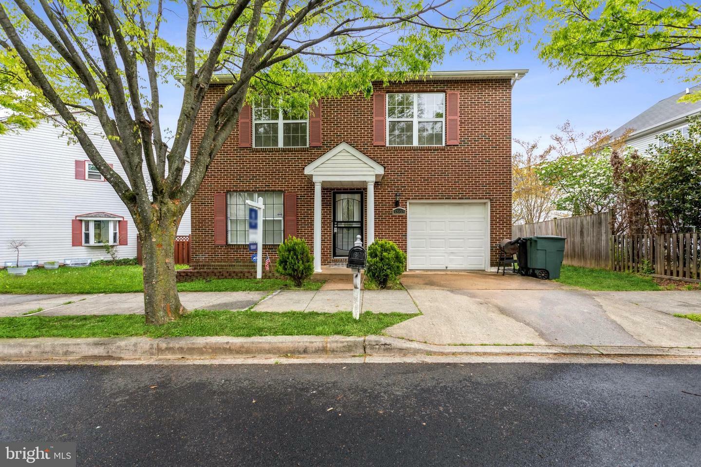 Property Photo: 3303 Oxon Run Road SE DC 20032