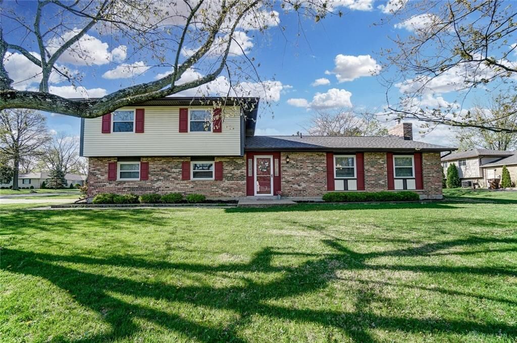 Property Photo: 4459 E Helenwood Drive OH 45431