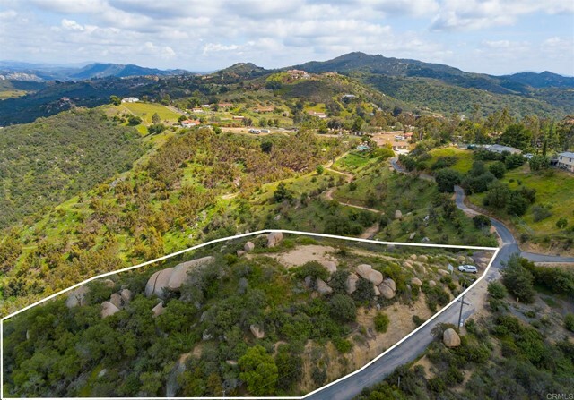 Property Photo: 27907 Turner Heights Lane CA 92026