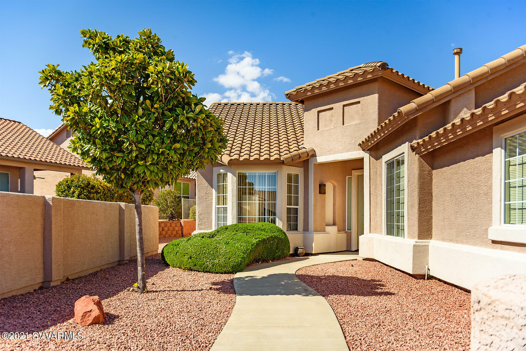Property Photo: 6000 E Golf Club Court AZ 86325