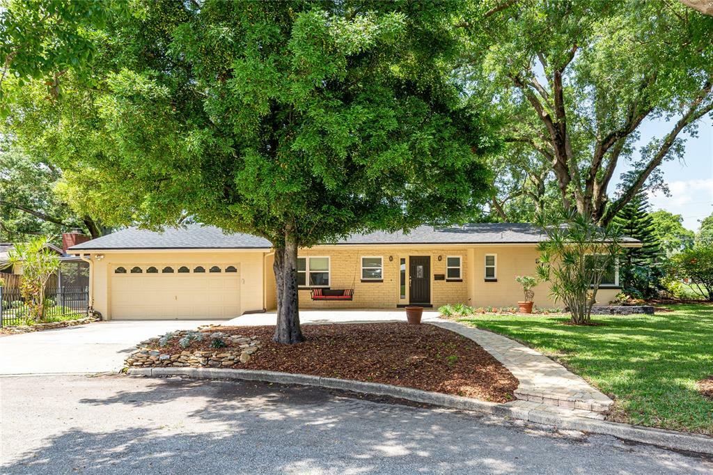 Property Photo:  514 Vernon Place  FL 32803 