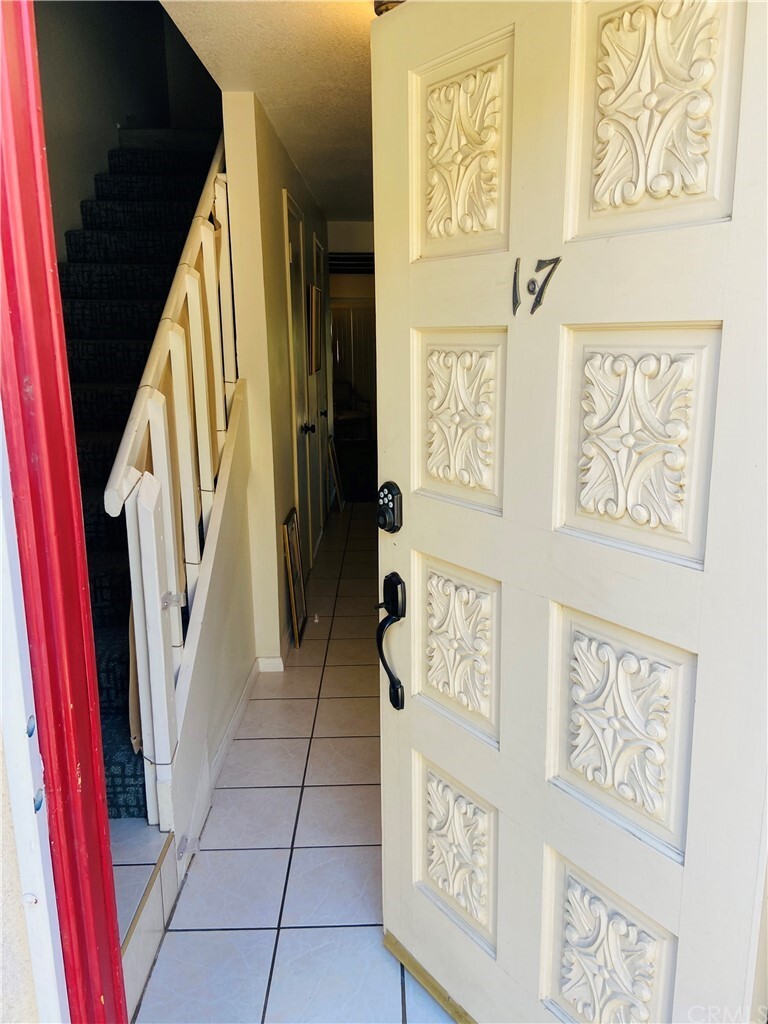 Property Photo: 1040 Central Avenue 17 CA 92507