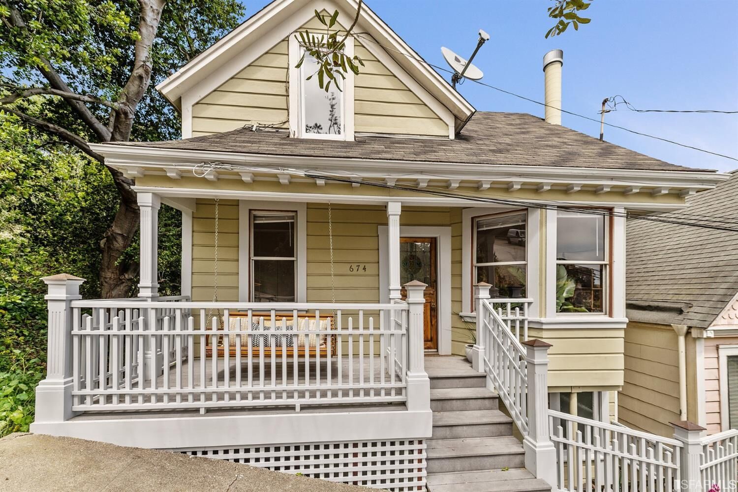 Property Photo:  674 29th Street  CA 94131 