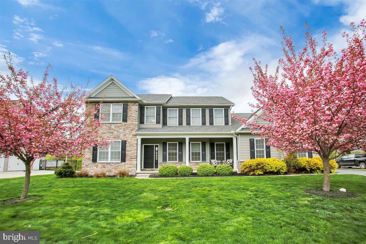 Property Photo:  5 Millfording Road  PA 17050 