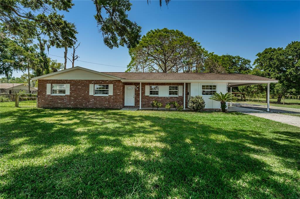 Property Photo:  7620 Lithia Pinecrest Road  FL 33547 