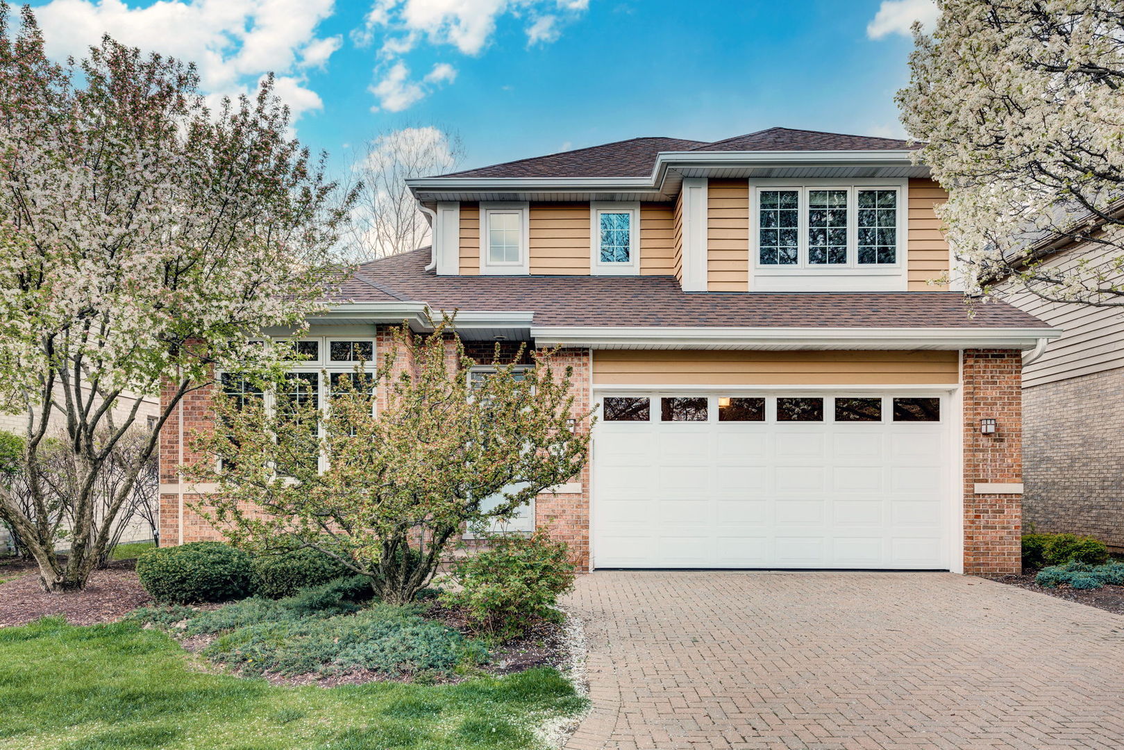Property Photo: 6328 Breton Lakes Drive IL 60527
