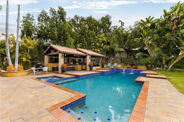 Property Photo:  11802 Colony Drive  CA 92705 