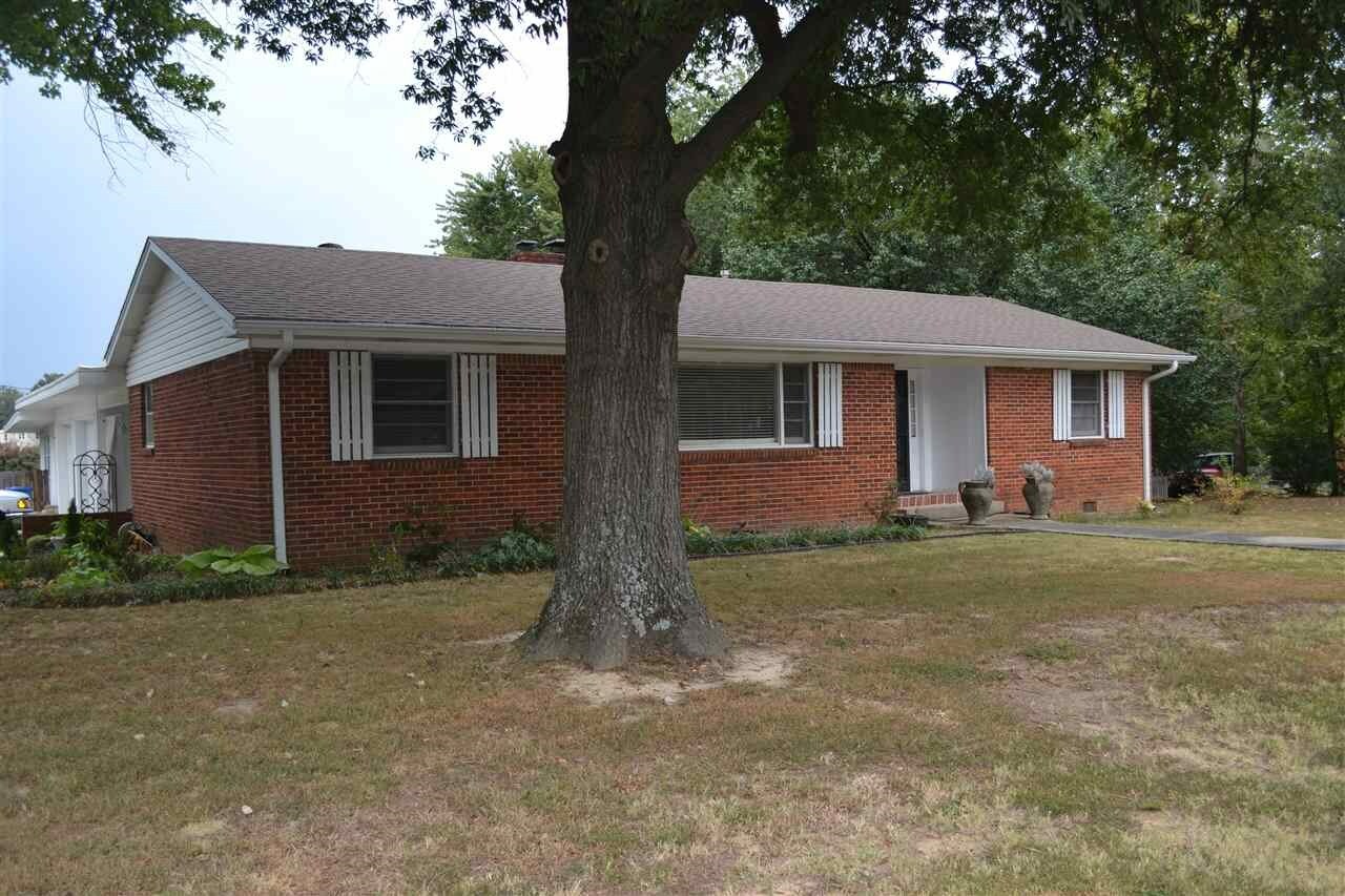 Property Photo: 400 Wilkins Ave AR 72401