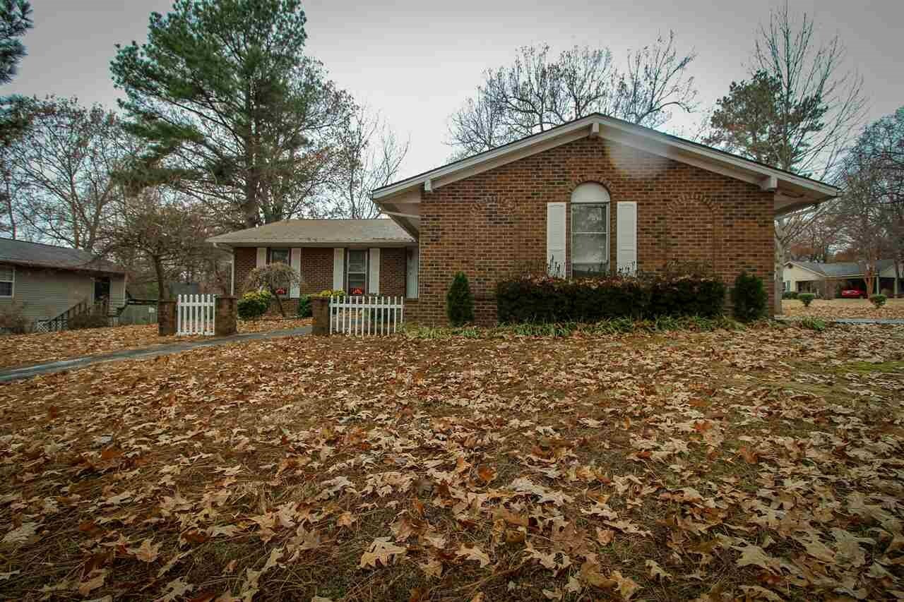 Property Photo:  1601 Briarwood  AR 72401 