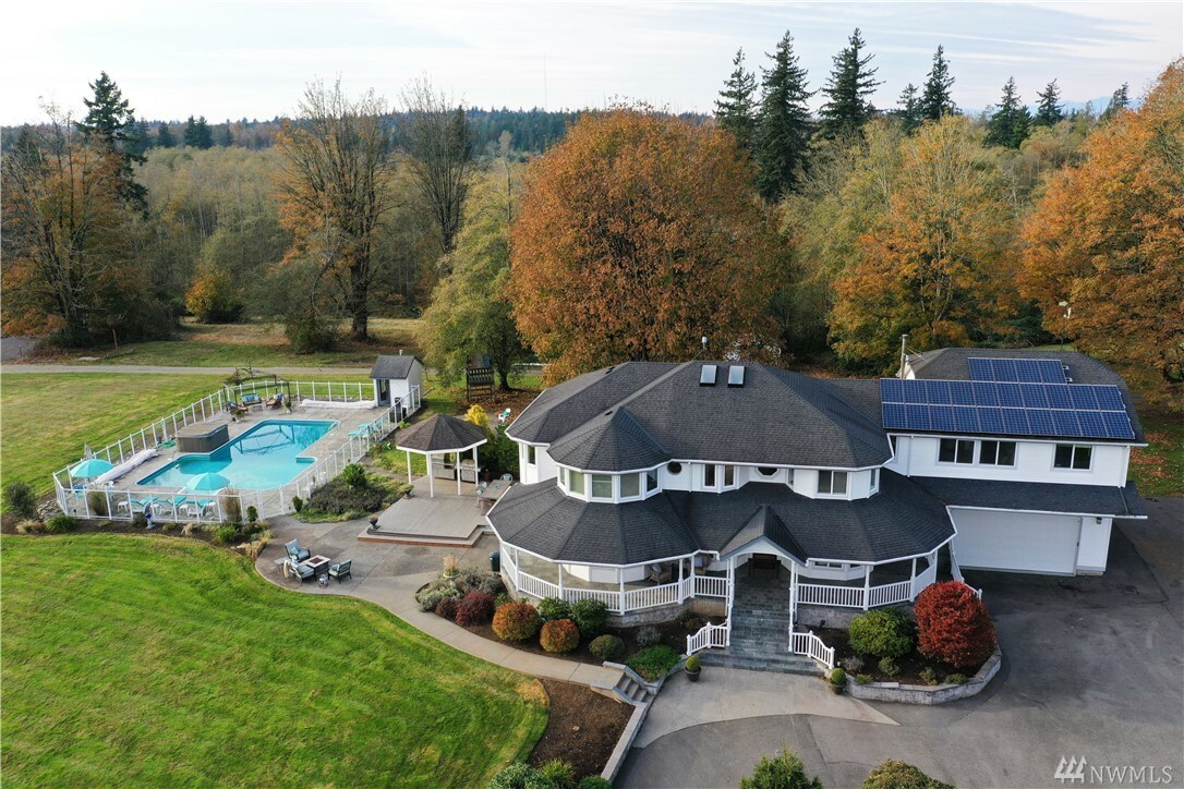 Property Photo:  9539 Stein Rd  WA 98240 