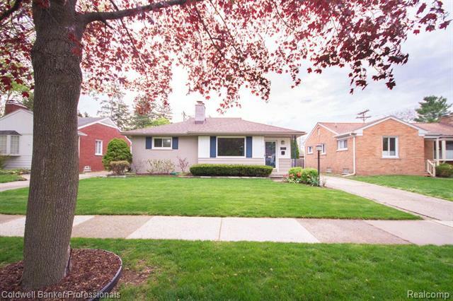 Property Photo:  2506 Ferncliff Avenue  MI 48073 