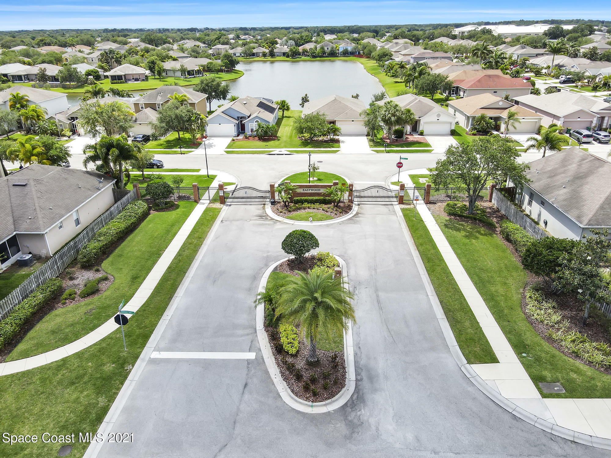 Property Photo:  2359 Maeve Circle  FL 32904 