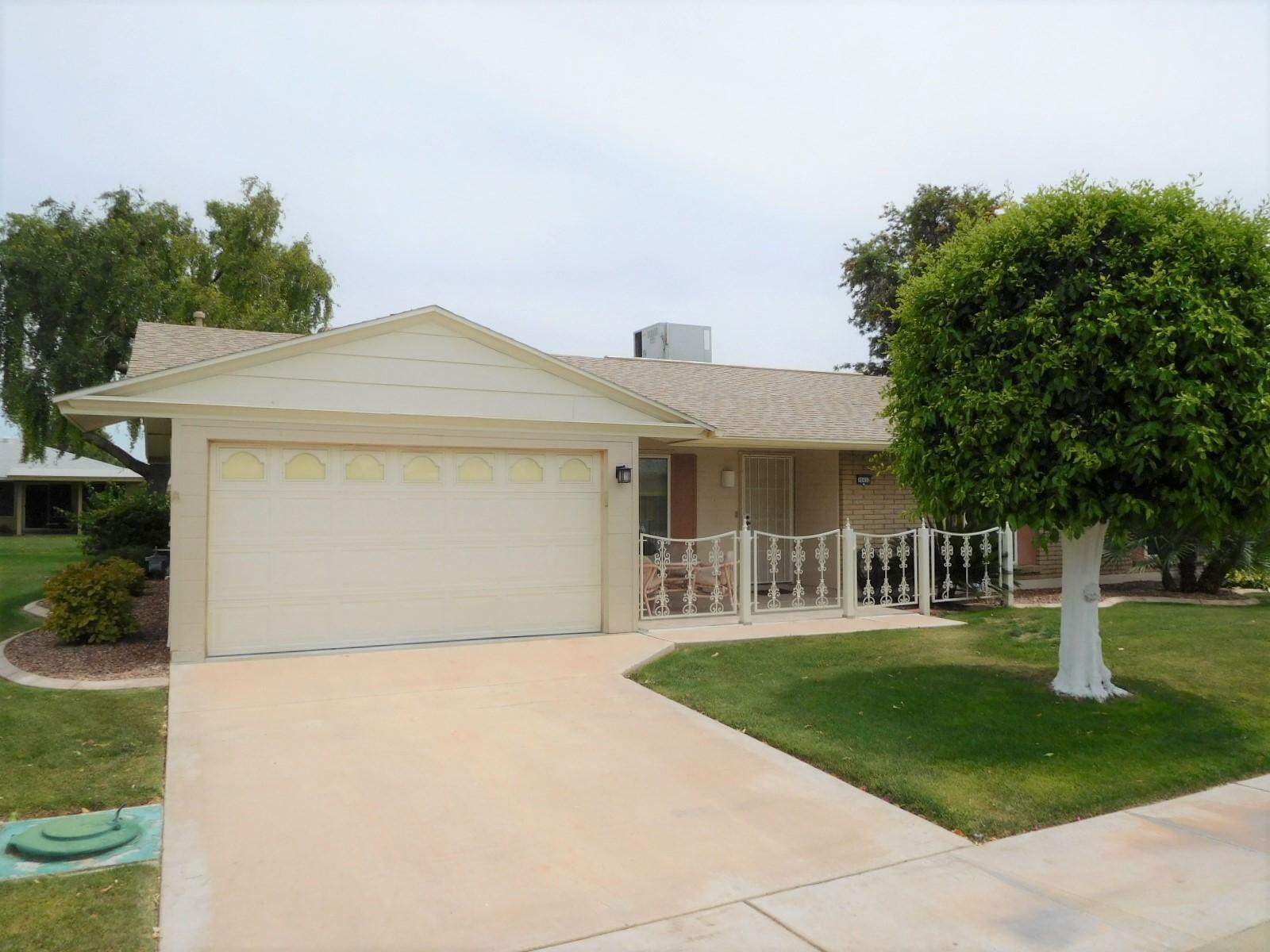 Property Photo: 10432 W El Capitan Circle S AZ 85351