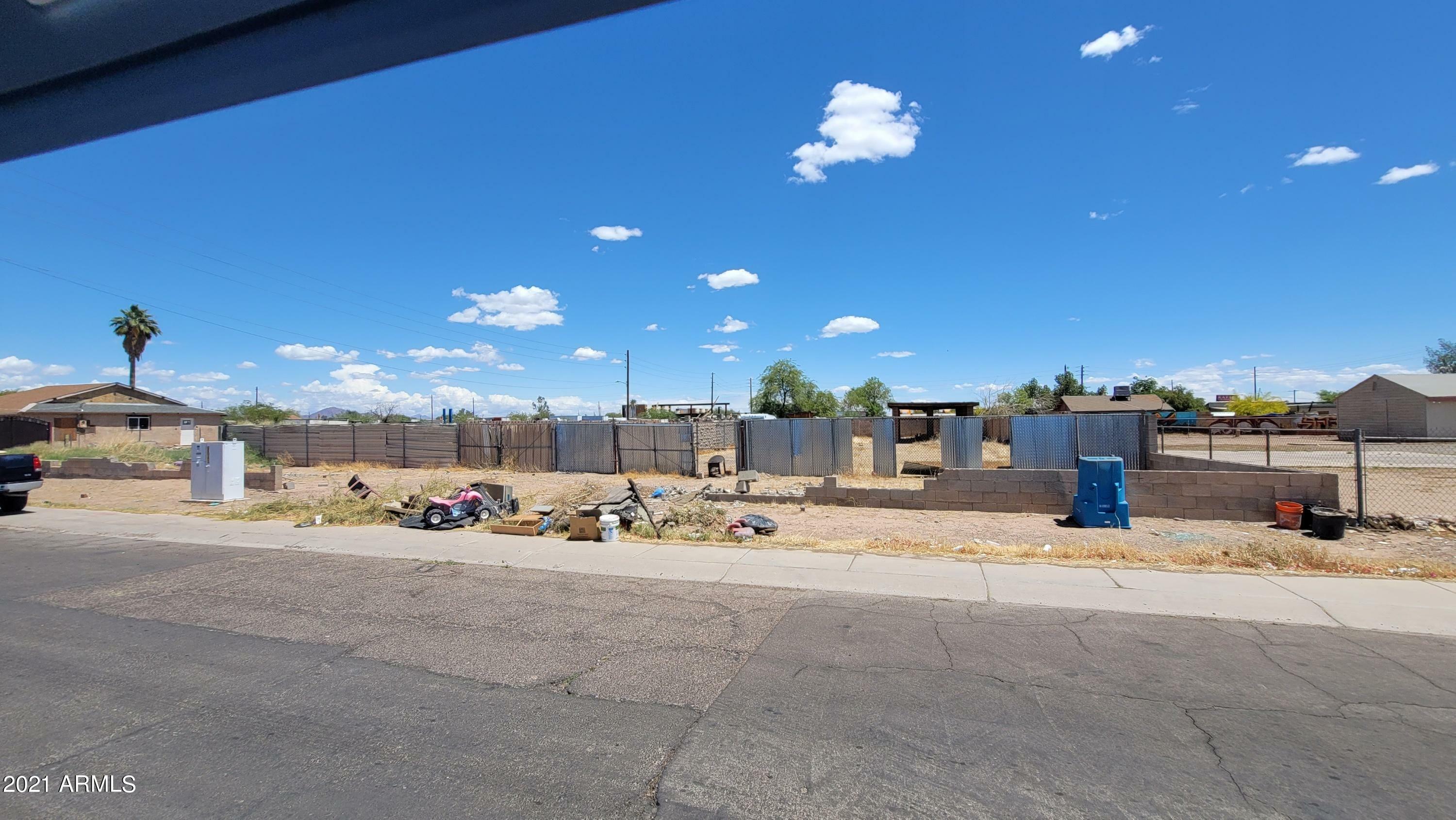 Property Photo:  0 S 5th Street 3  AZ 85040 