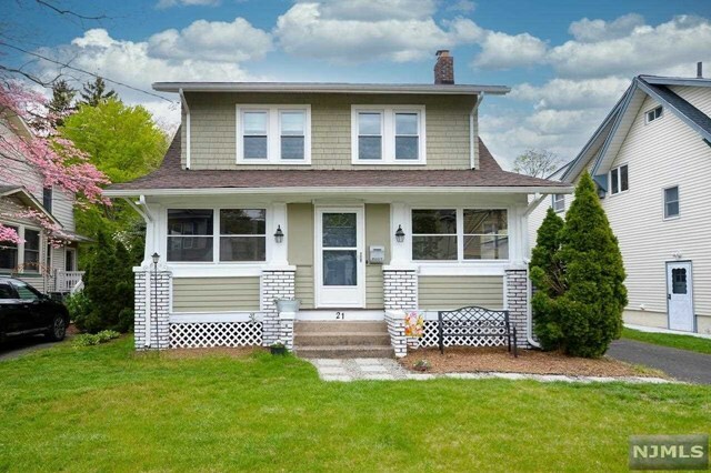 Property Photo:  21 Buena Vista Avenue  NJ 07506 