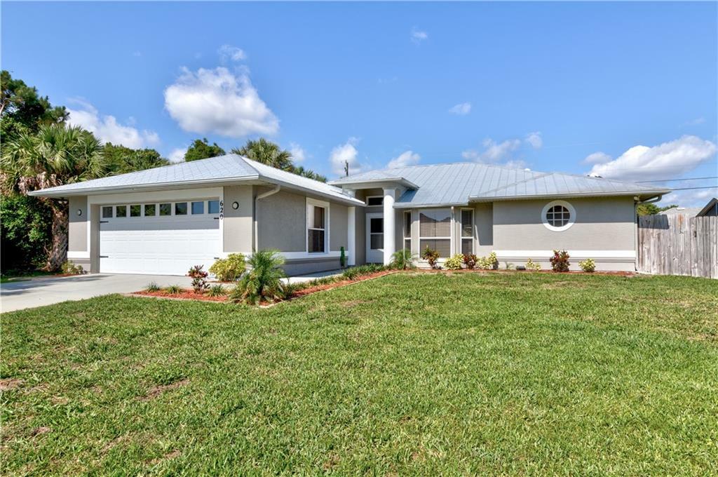 620 S Easy Street  Sebastian FL 32958 photo