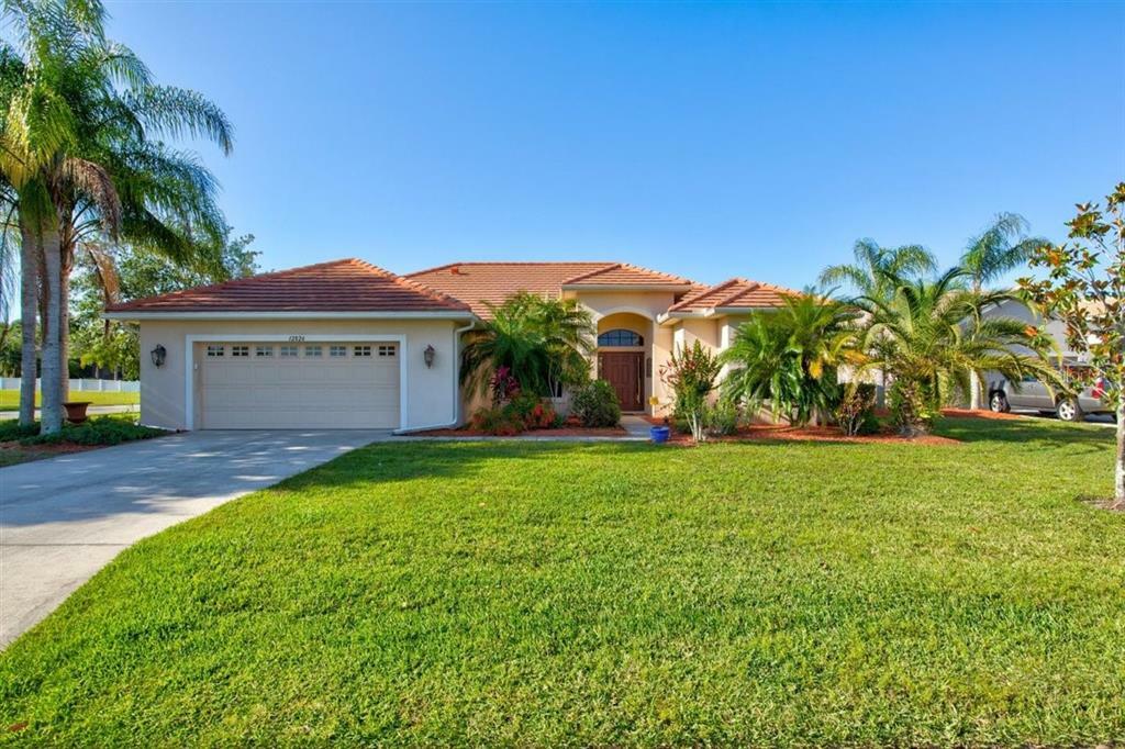 Property Photo:  12826 Kite Drive  FL 34212 