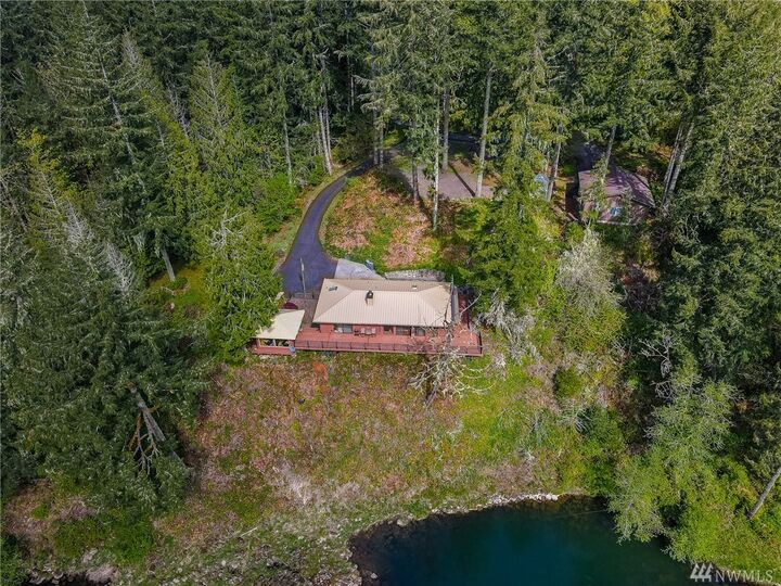 Property Photo:  2500 Spencer Rd  WA 98564 