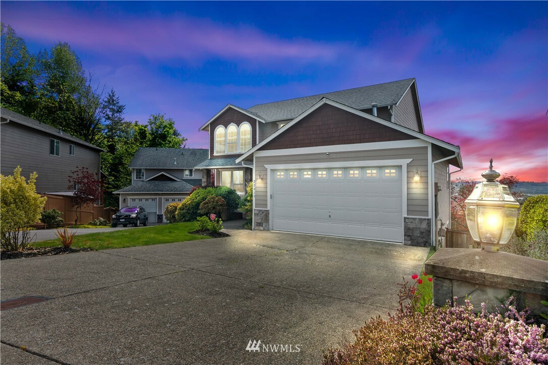 Property Photo: 22019 101st Place SE WA 98031