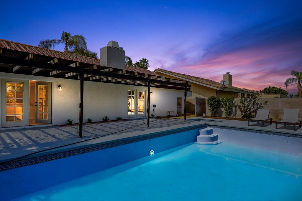 Property Photo:  31220 Avenida Valdez  CA 92234 