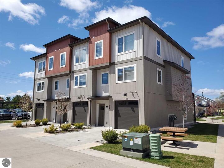 524 Depot Court  Traverse City MI 49686 photo