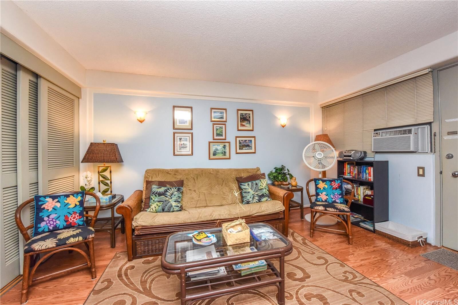 Property Photo: 417 Nohonani Street 203 HI 96815