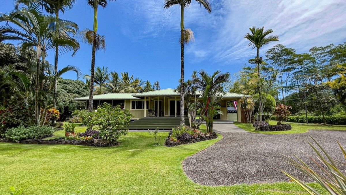 Property Photo: 15-1889 11th Ave (Kika) HI 96749