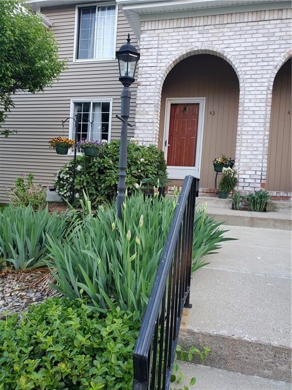 Property Photo:  43 Marigold Cir  RI 02904 
