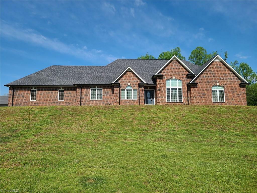 Property Photo:  1458 Gunters Hill Road  NC 28606 