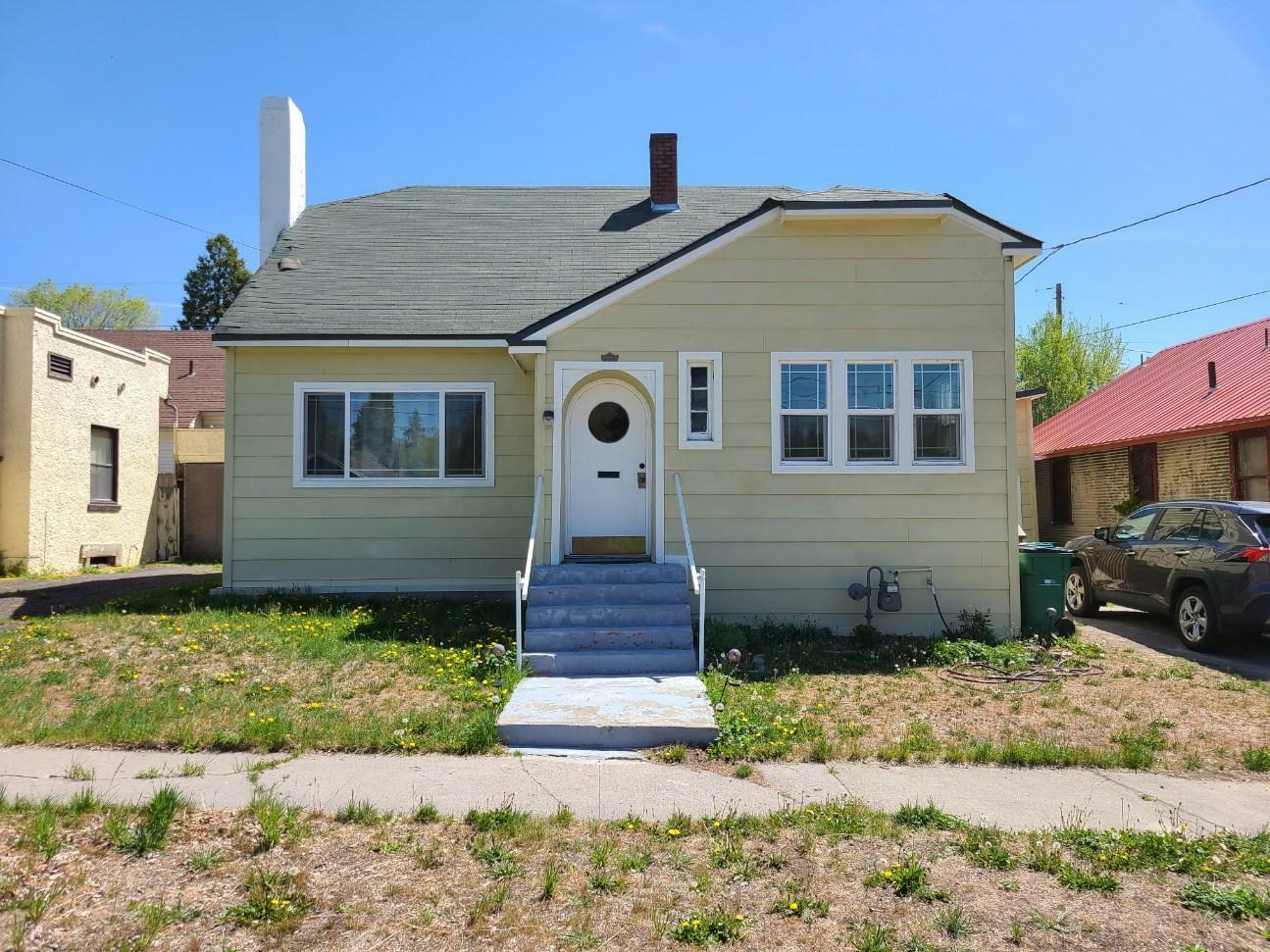 Property Photo:  1323 Worden Avenue  OR 97601 