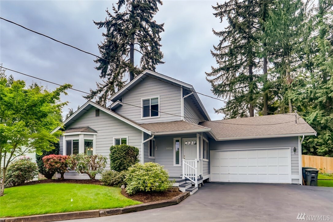 Property Photo:  19115 76th Ave W  WA 98036 