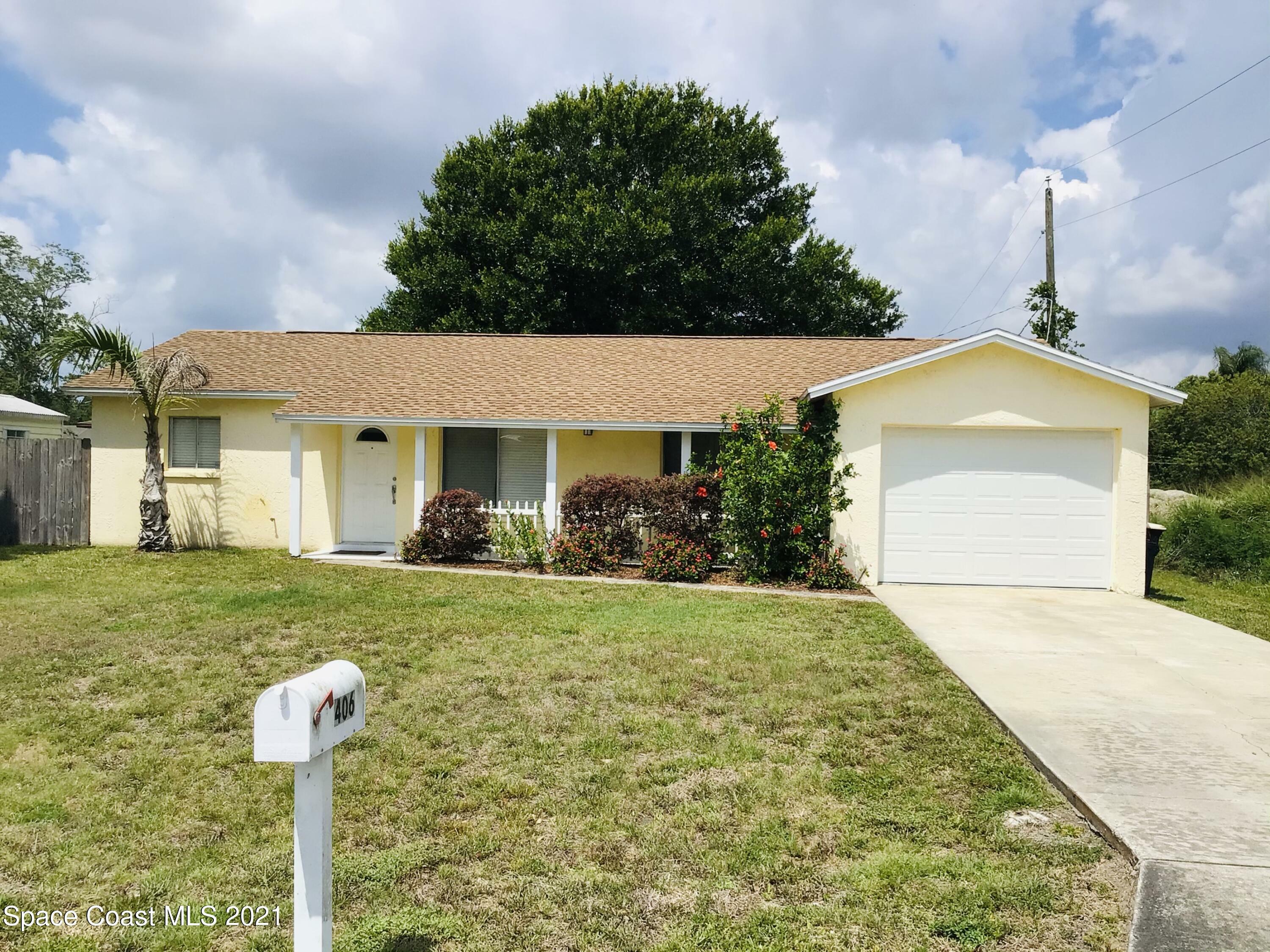 Property Photo:  406 Dunbar Avenue NE  FL 32907 