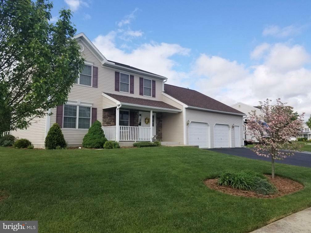 Property Photo: 619 W Pine Street PA 19533