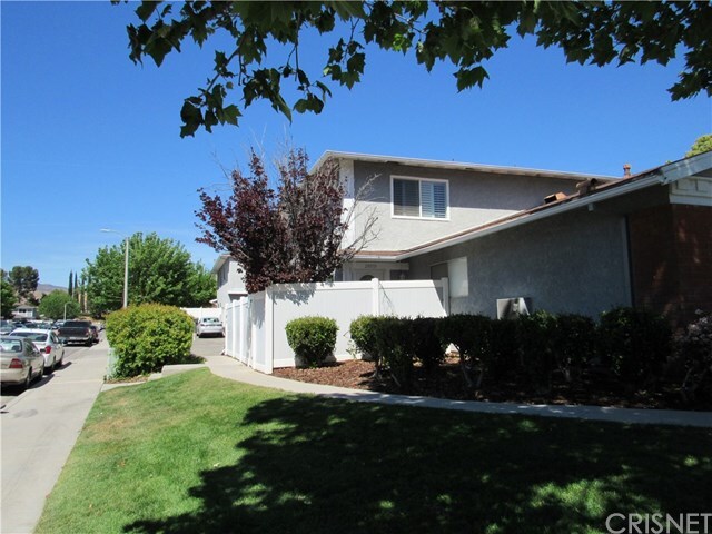 Property Photo: 28030 Robin Avenue CA 91350