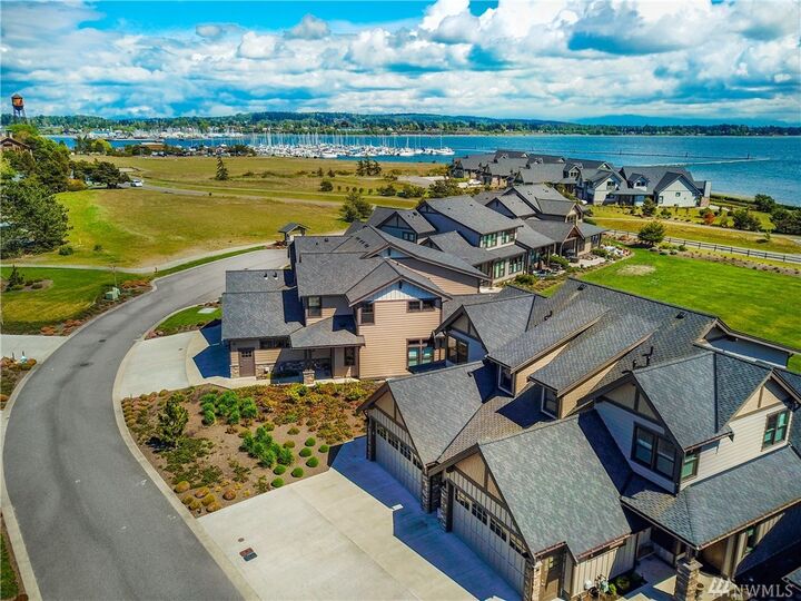 Property Photo: 9426 Turnstone Lane 30 WA 98230