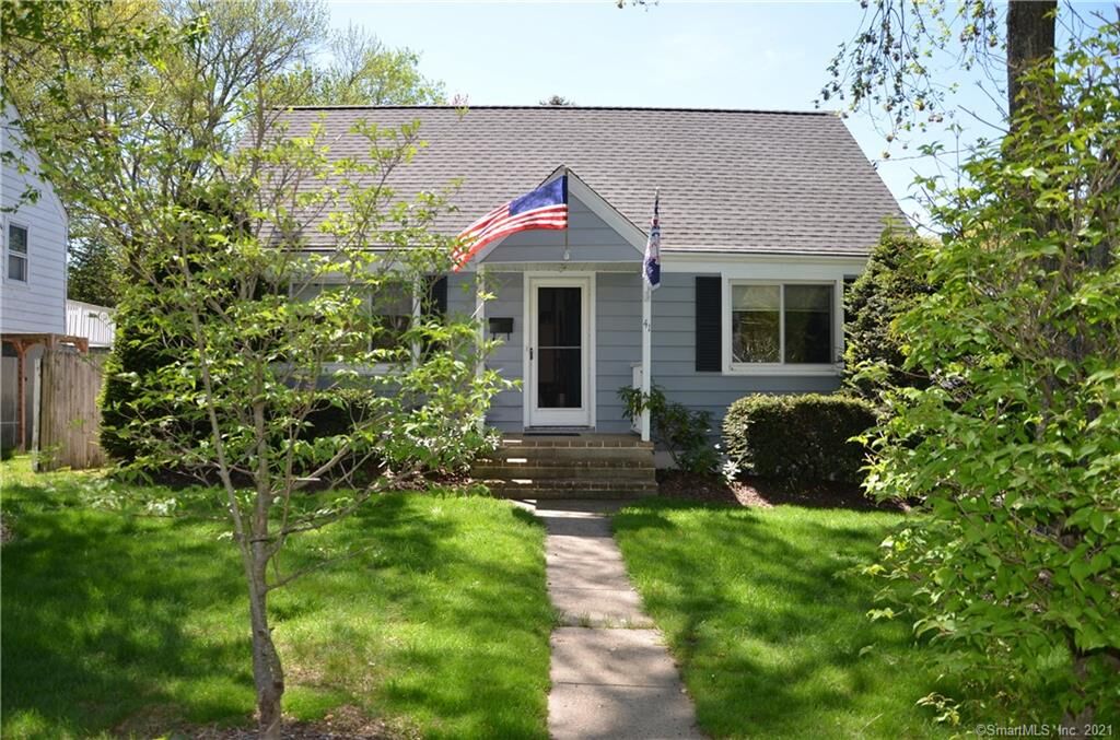 Property Photo:  41 Loretta Place  CT 06606 