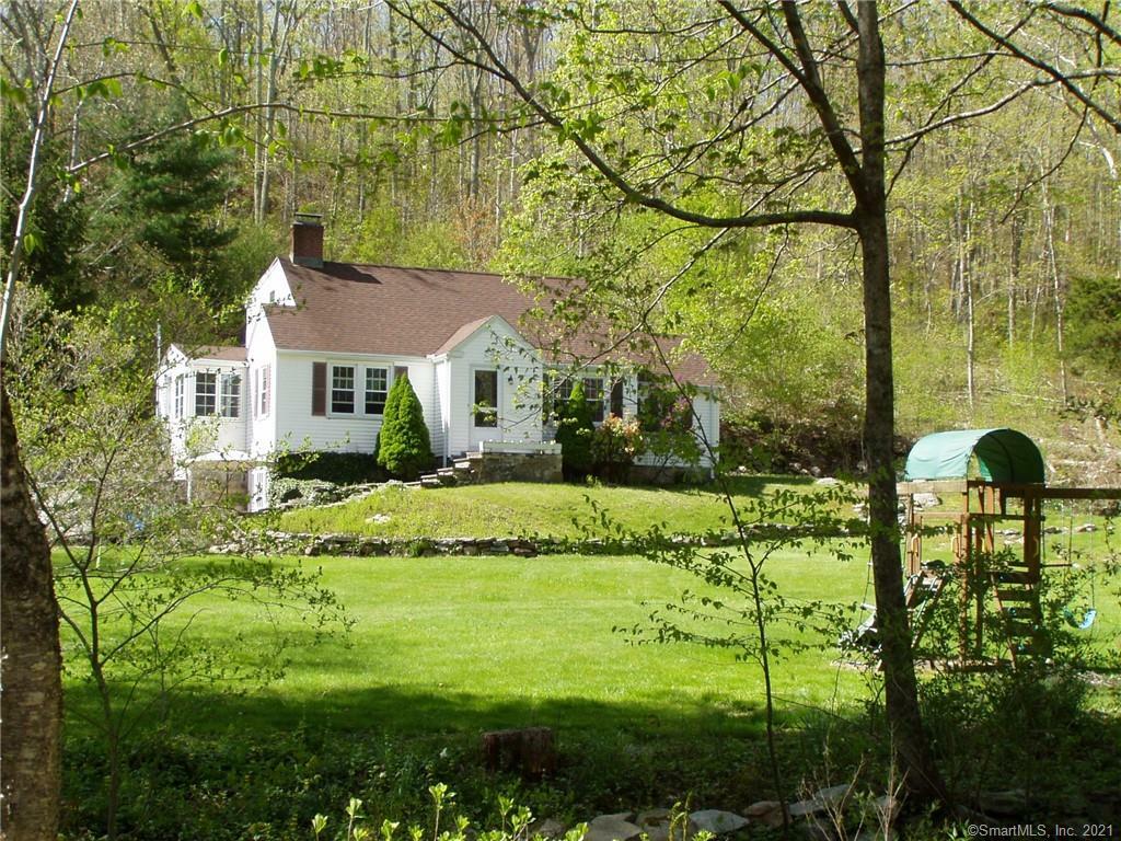 Property Photo:  2203 Durham Road  CT 06443 