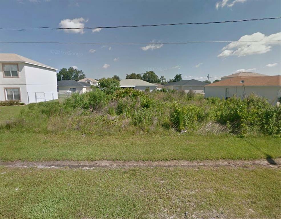 Property Photo: 468 Gannet Court FL 34759