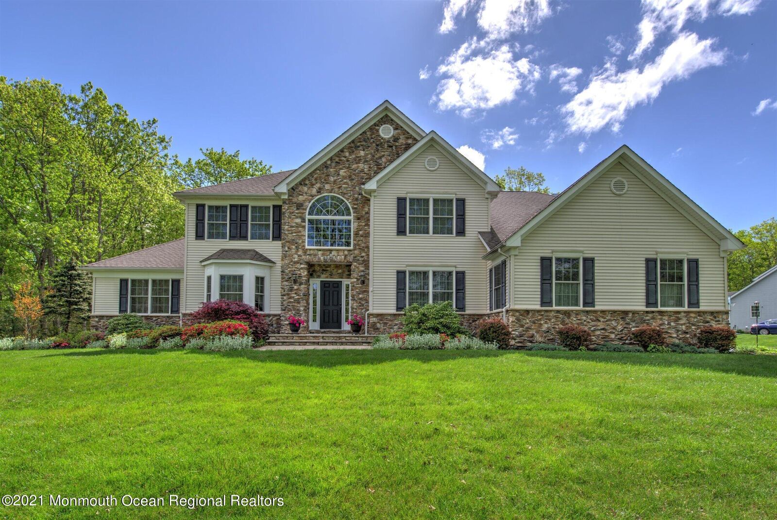 Property Photo:  56 Hemlock Drive  NJ 08533 