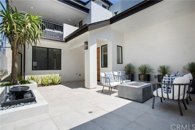 Property Photo: 319 1/2 Jasmine CA 92625