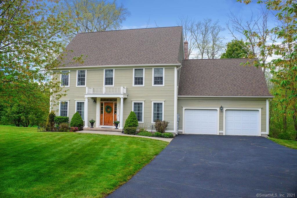 Property Photo:  37 Wainscot Lane  CT 06078 
