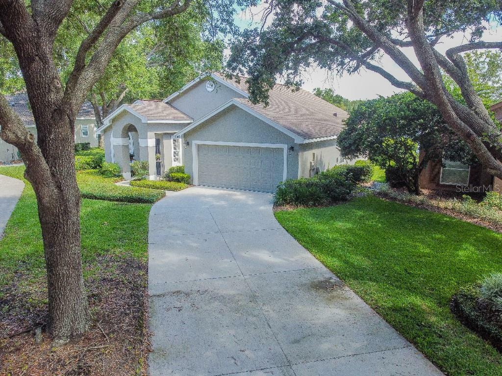 Property Photo:  1047 Paddington Terrace  FL 32746 