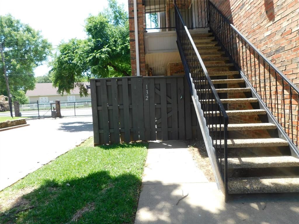Property Photo:  2730 Silver Creek Drive 132  TX 76006 