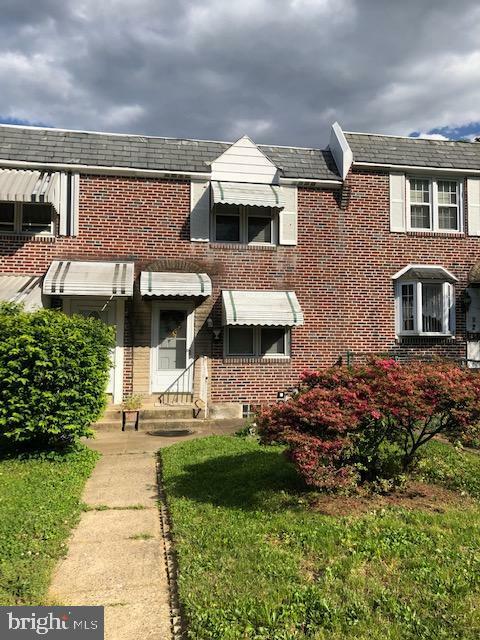 Property Photo: 4 Clarendon Drive PA 19023