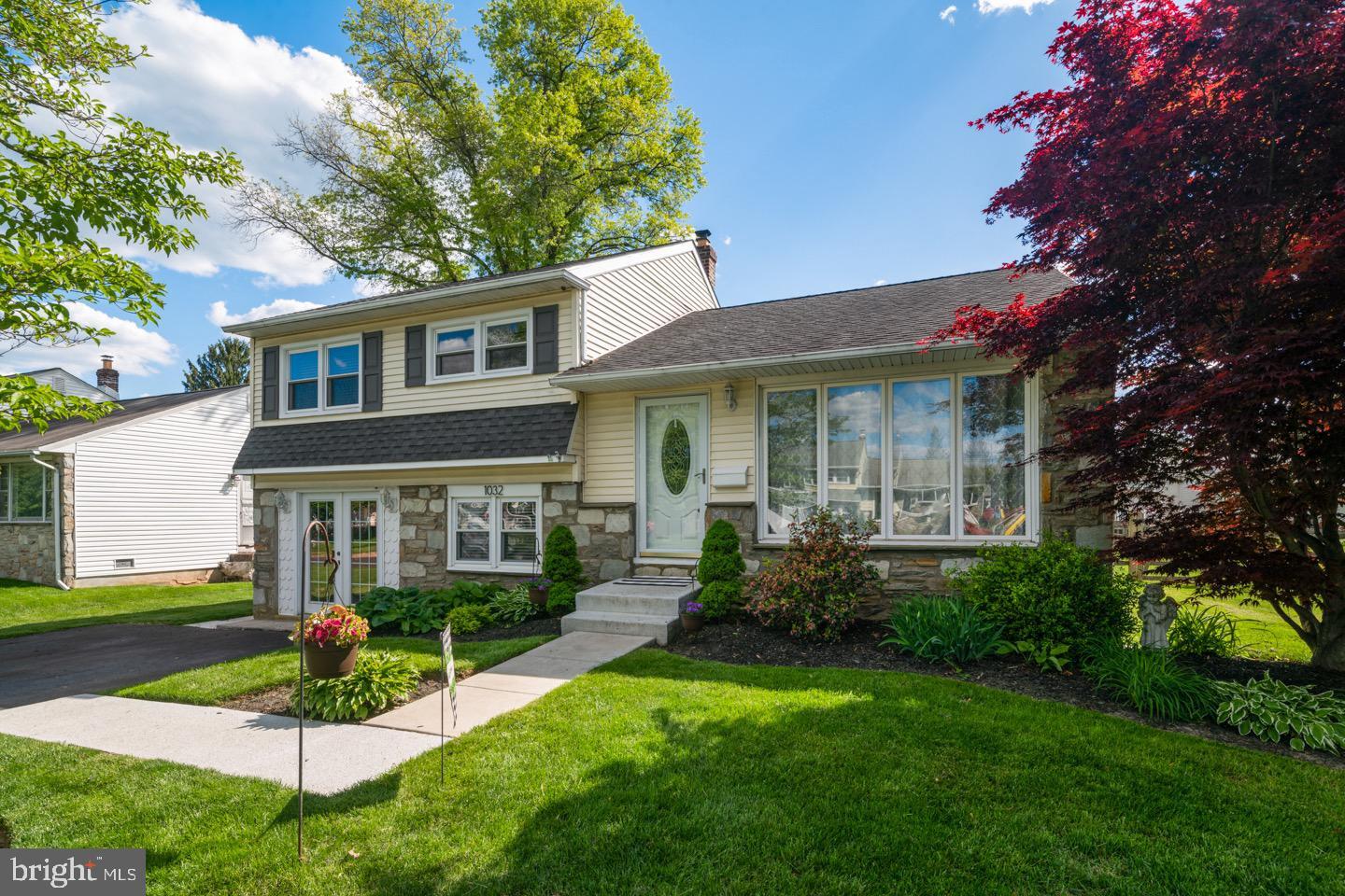 Property Photo:  1032 Windsor Road  PA 18974 