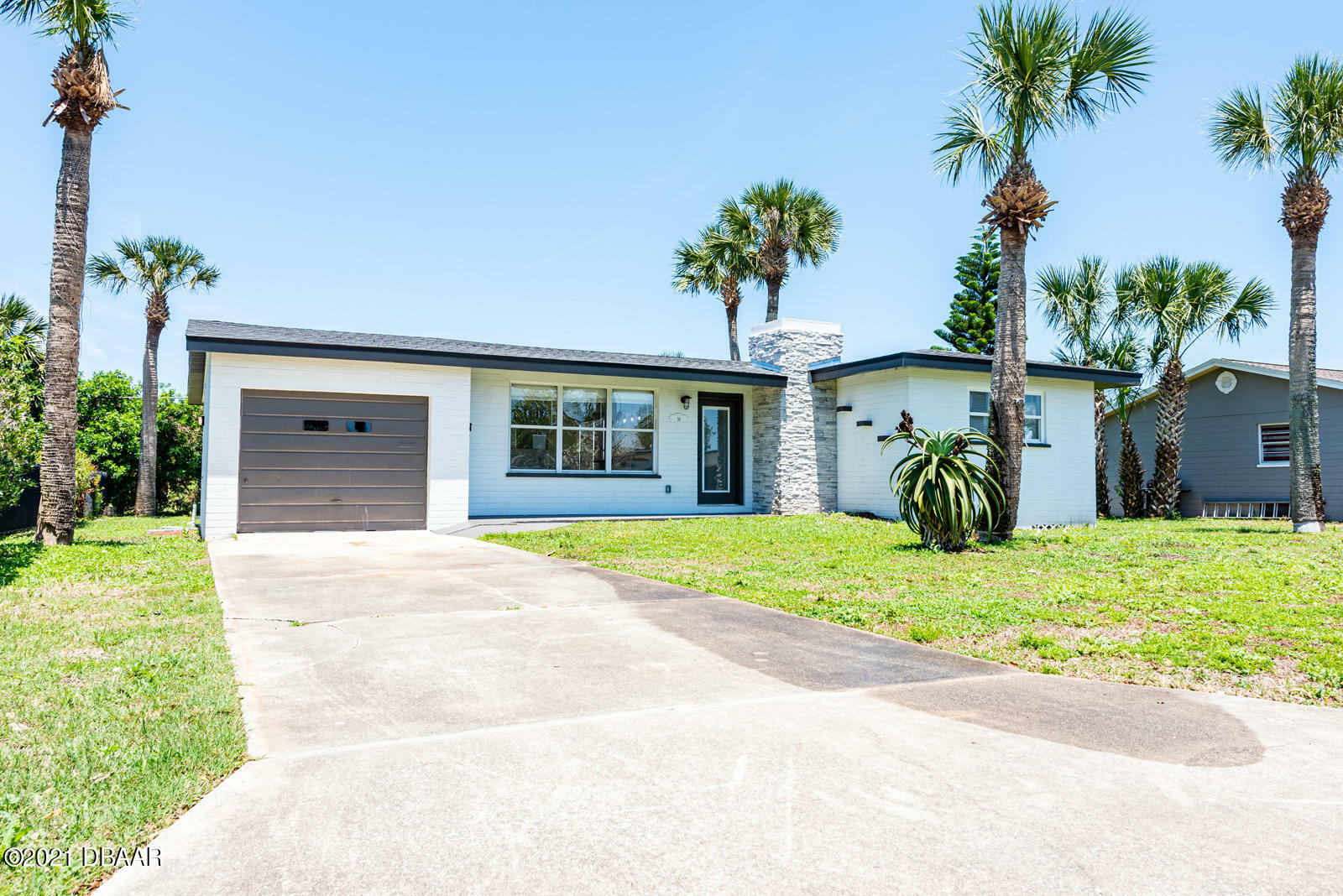 Property Photo:  31 Dolphin Avenue  FL 32176 