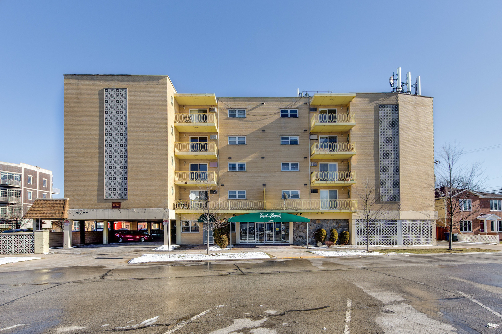 Property Photo: 7929 W Grand Avenue 208 IL 60707