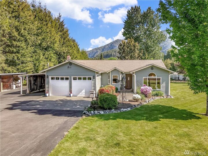 Property Photo: 16713 134th St NE WA 98223