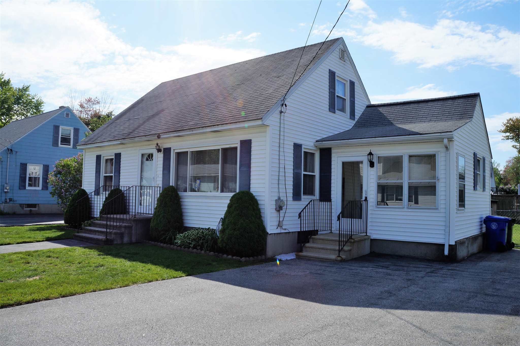 Property Photo:  15 Cliff Street  NH 03103 